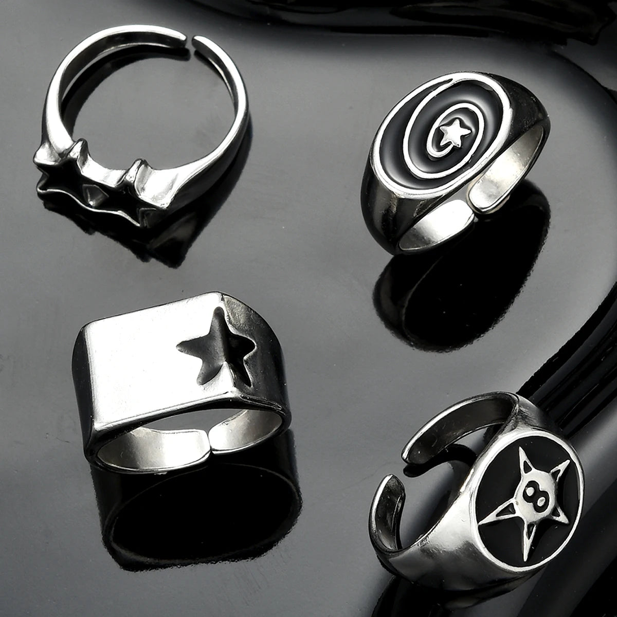 Black Star Rings Set – 4-Piece Y2K Punk Geometric Jewelry