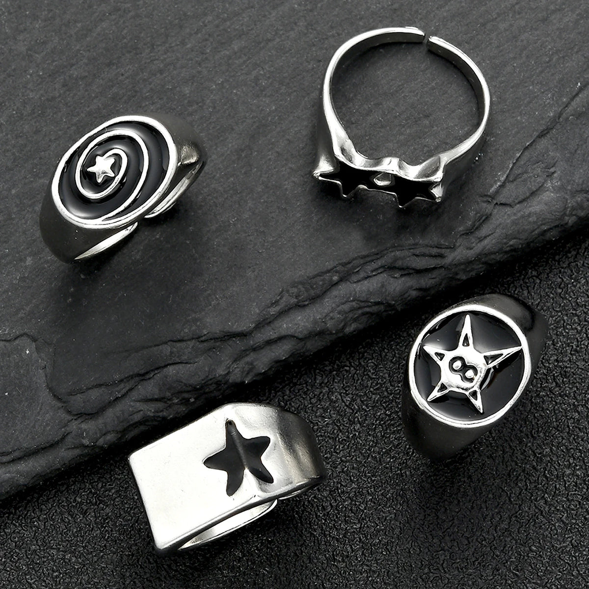 Black Star Rings Set – 4-Piece Y2K Punk Geometric Jewelry